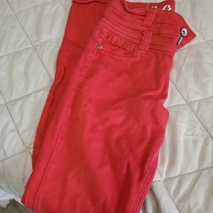 Red jegging
